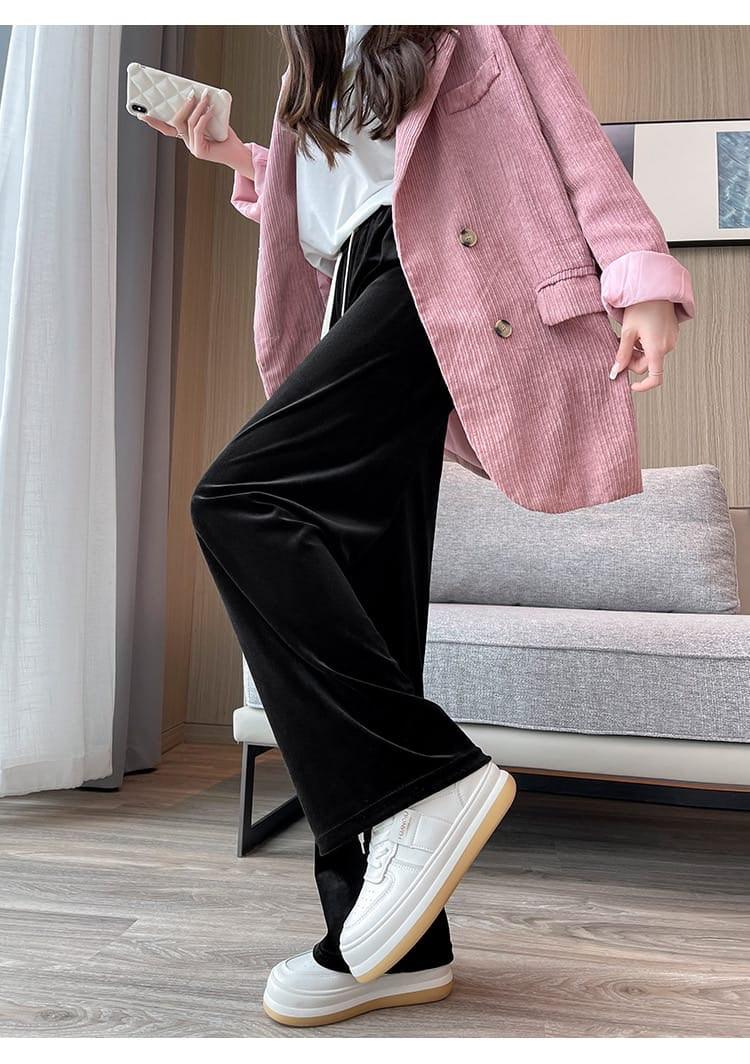 Gerardo Wide Leg Velvet Pants In Purple