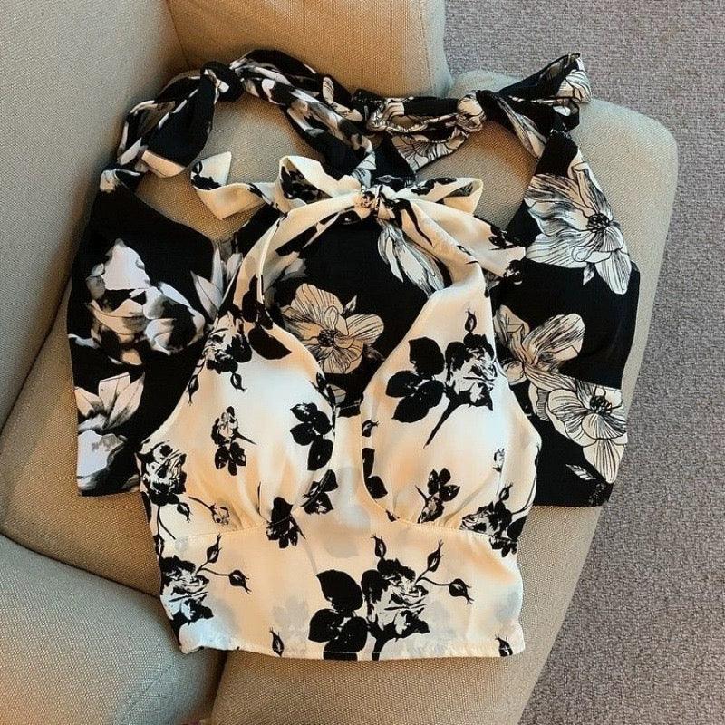 Roots Halterneck Summer Top In Black