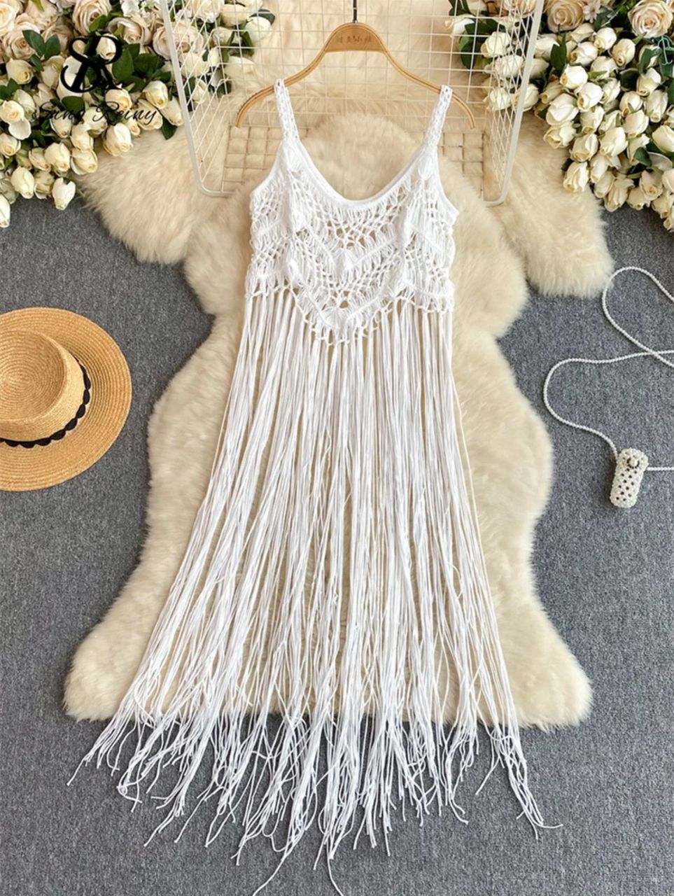 Merida Tassel Detailed Coverup