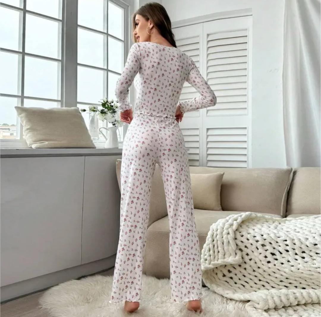Simian Floral Nightsuit