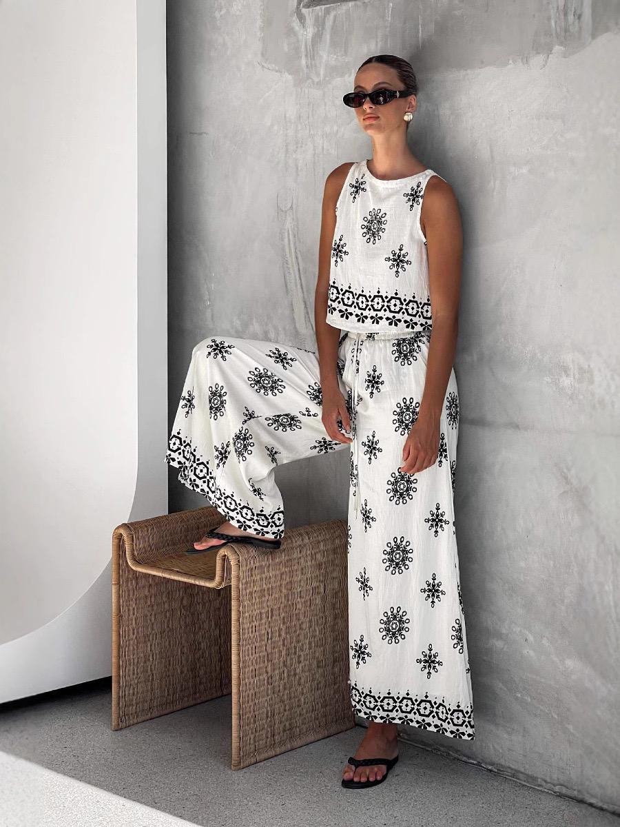 Mabel Statement Holiday Coord Set In Ivory