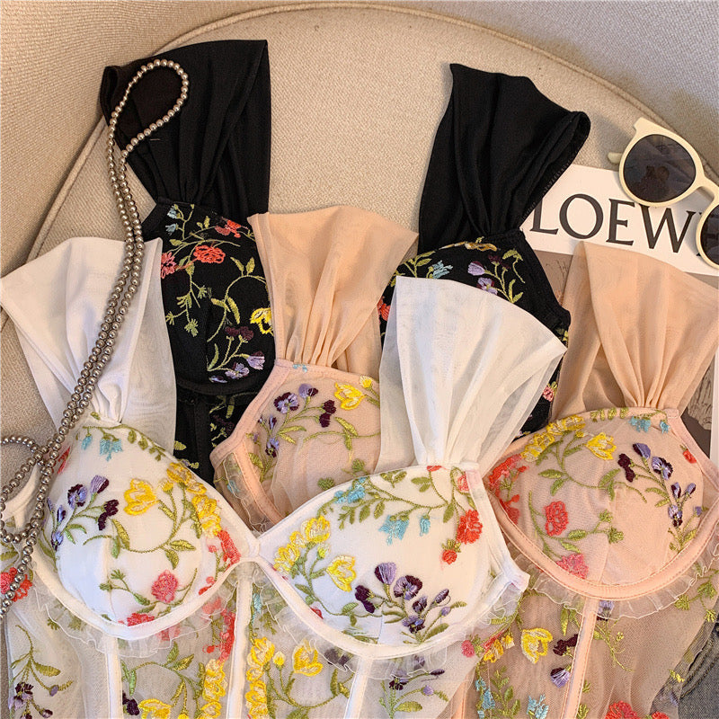 Rosie Embroidered Crop Top In White