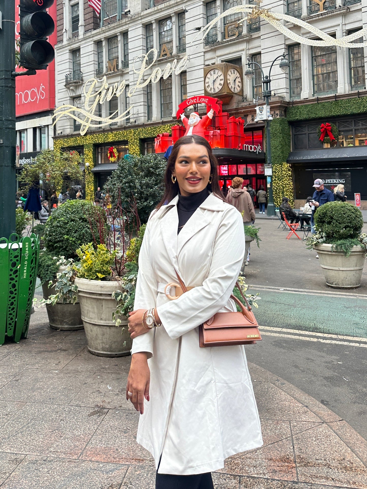 Dibella Luxury Trenchcoats In Beige