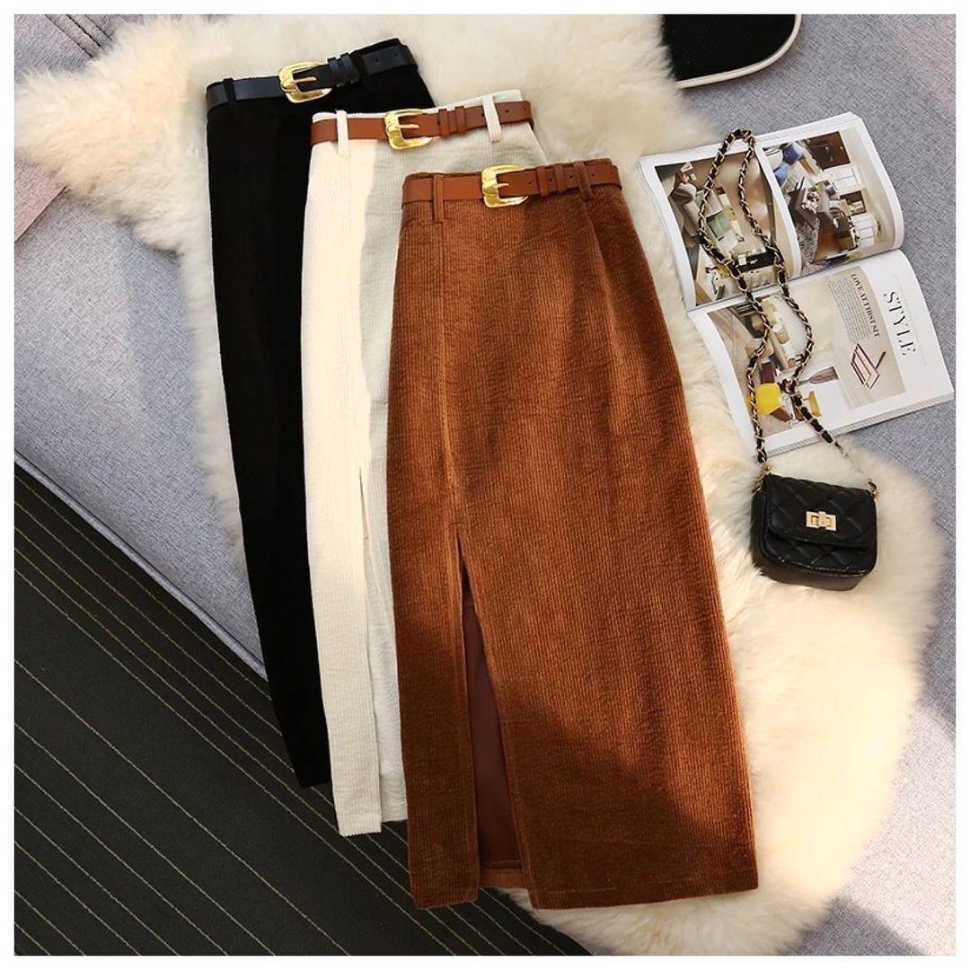 Lucas Statement Skirt In Black