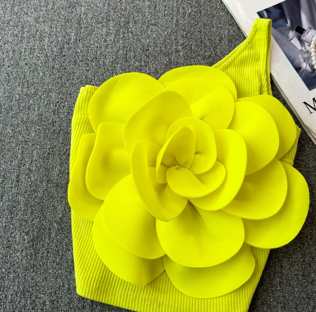 Saly Rosette Oneshoulder Top In Neon