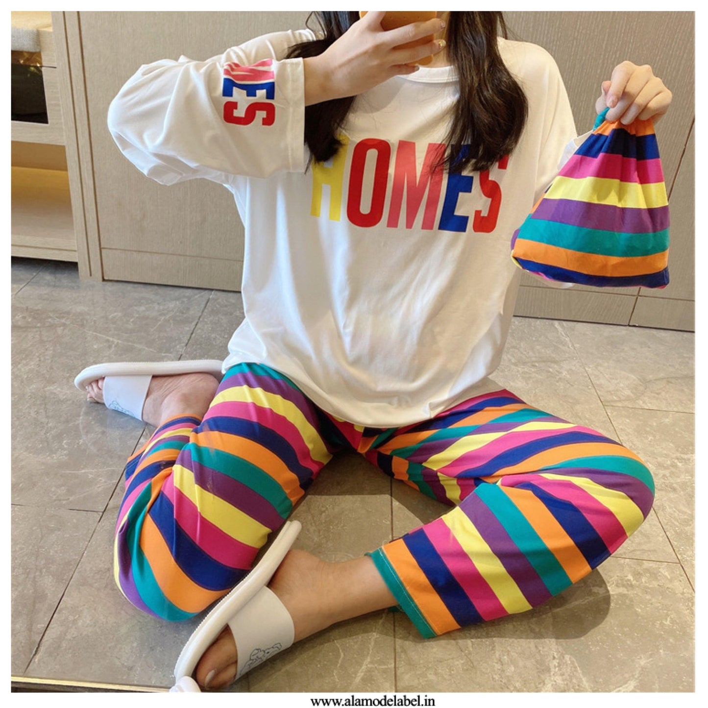 Iris Set of Cotton Nightsuit with Bag In Multi