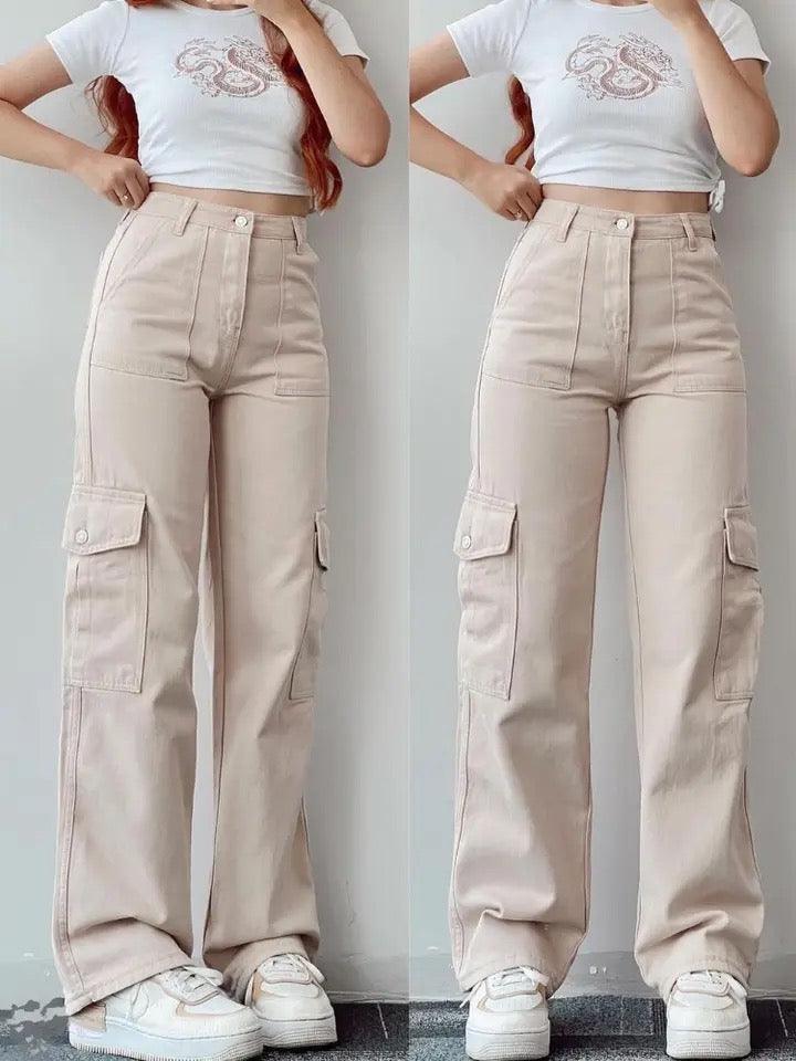 Roderno Cargo Statement Pants In Beige