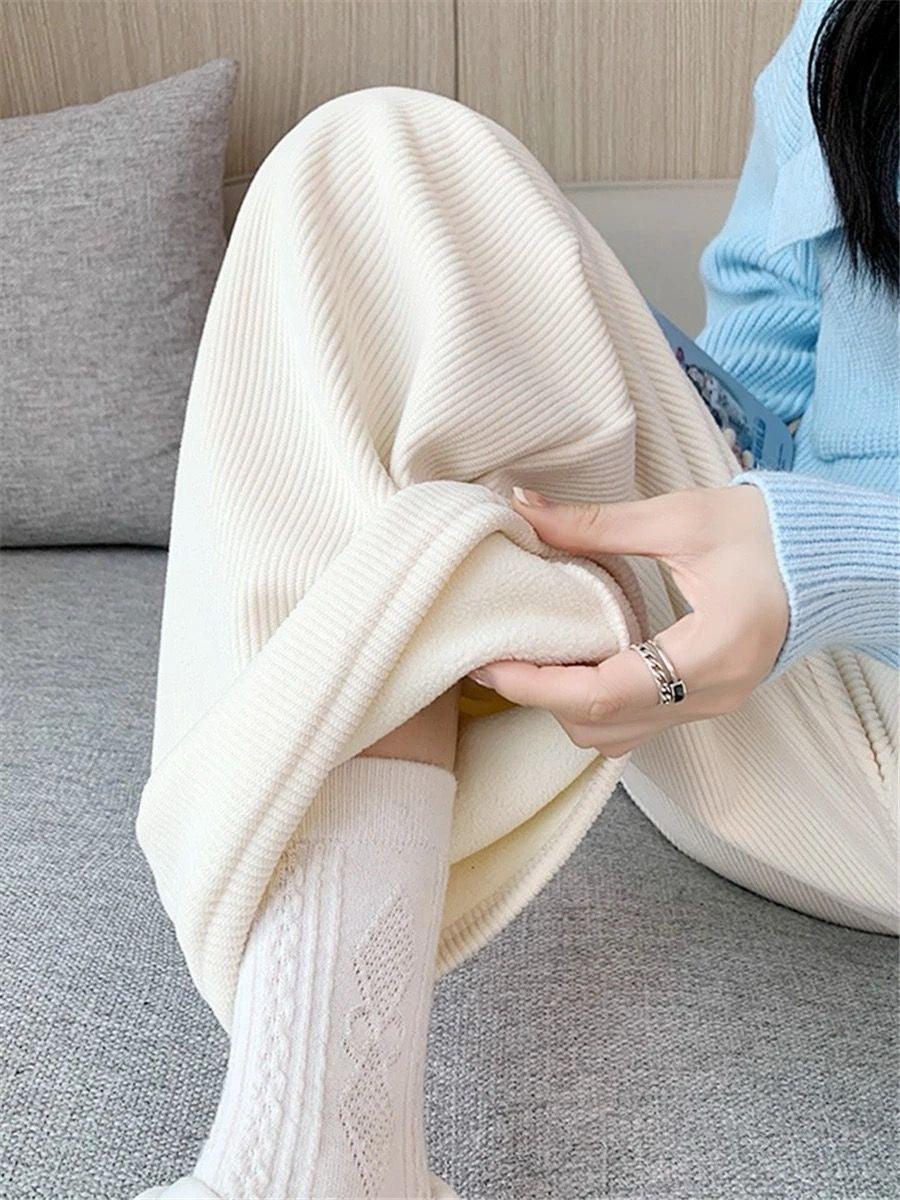 Marley Wide Leg Fleece Pants In Beige