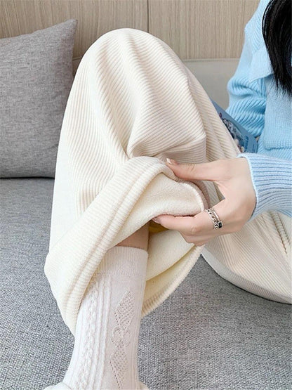 Marley Wide Leg Fleece Pants In Beige