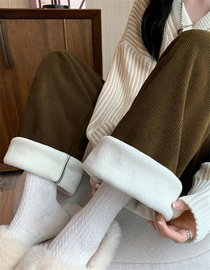 Marley Wide Leg Fleece Pants In Beige