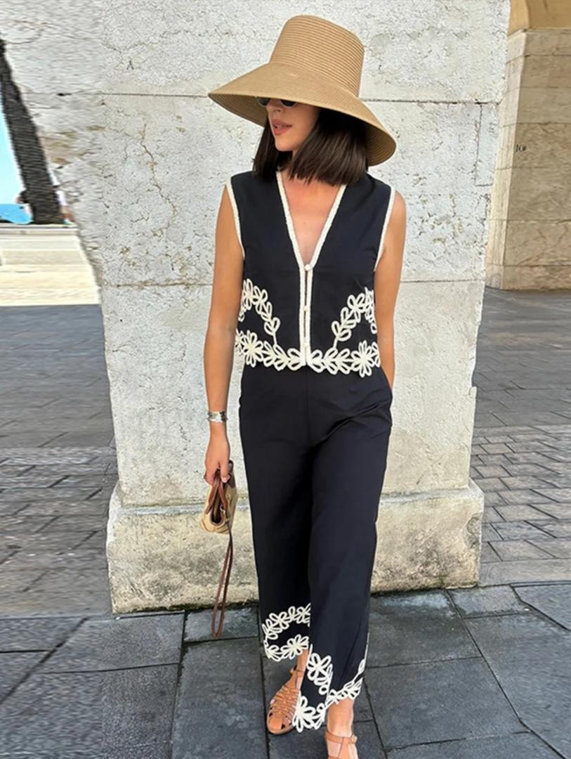 Aloisia Embroidered Summer Coord