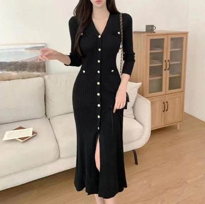 Sarah Luxe Soft Knit Dress In Black