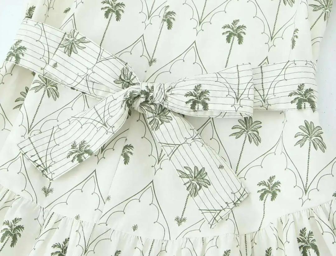 Zoey Summer Holiday Dress In Beige
