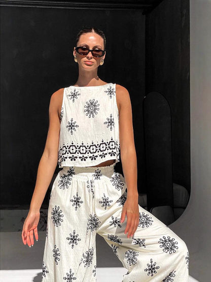 Mabel Statement Holiday Coord Set In Ivory