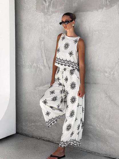 Mabel Statement Holiday Coord Set In Ivory