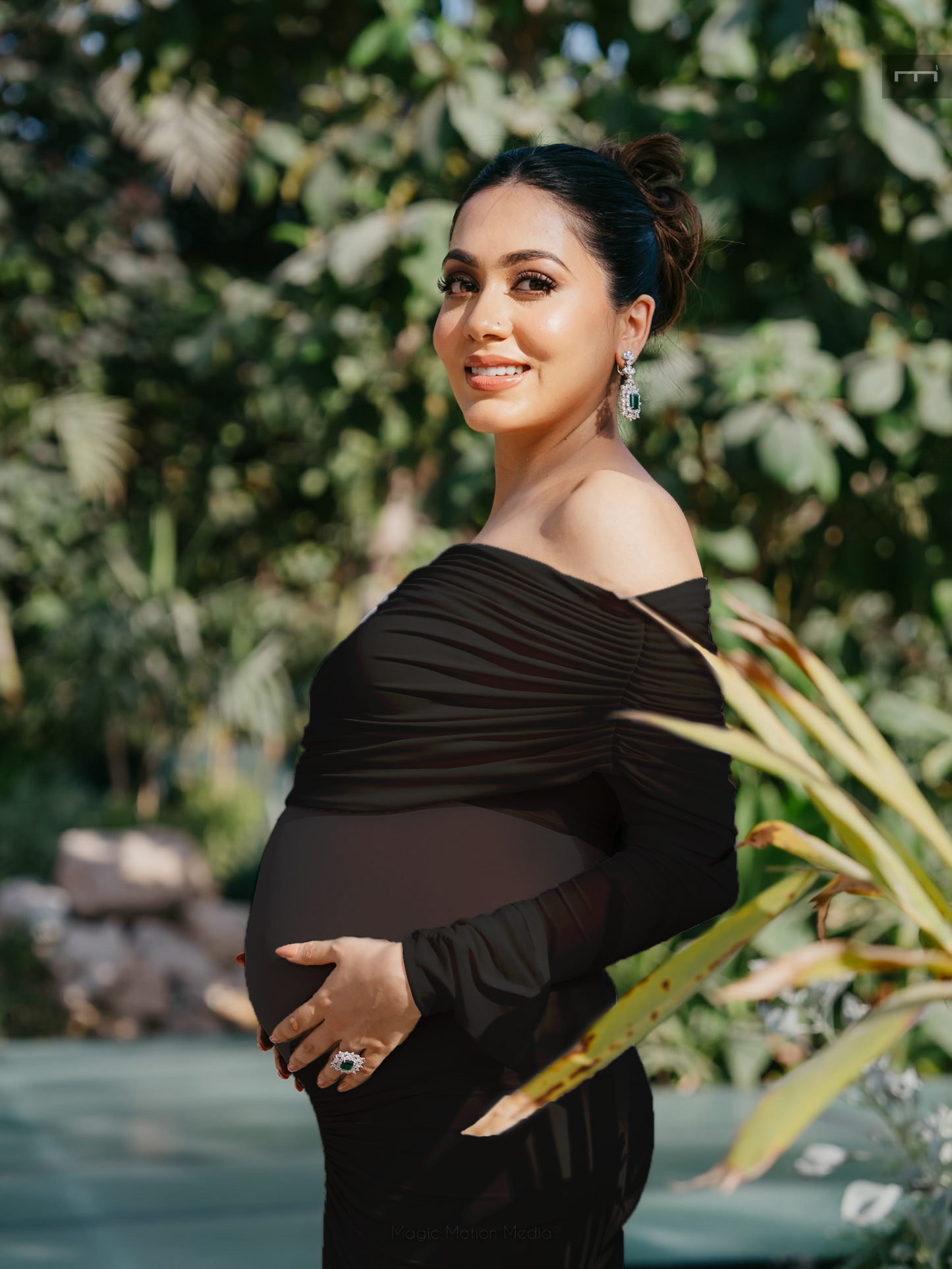 Saya Luxe Bodycon Maxi Dress in Black