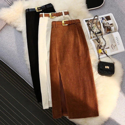 Lucas Statement Skirt In Off White