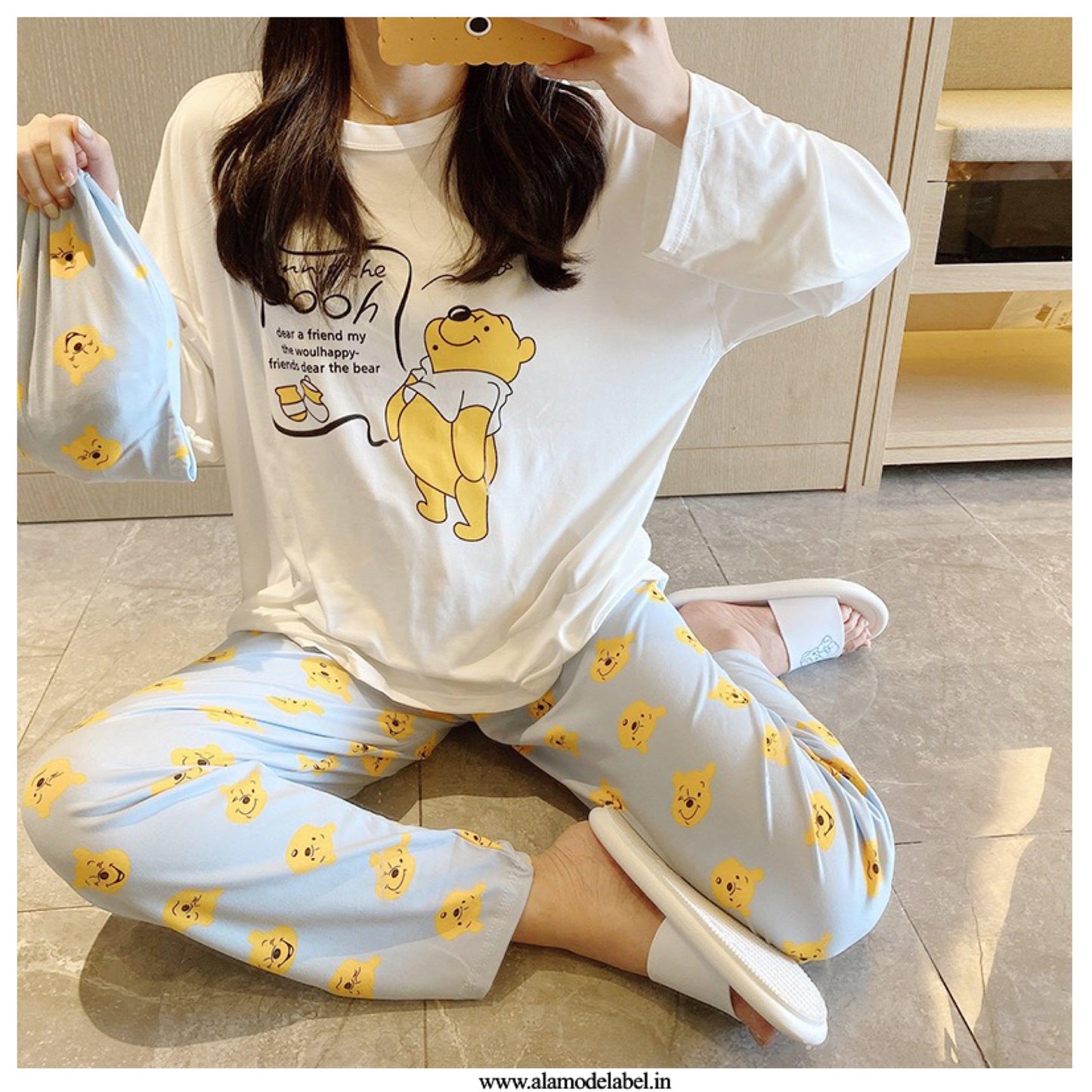 Iris Set of Cotton Nightsuit with Bag In Light Blue